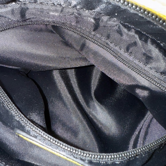 Tahari Yellow and Black Shoulder and Crossbody 2 Way Bag NWT - Picture 8 of 11